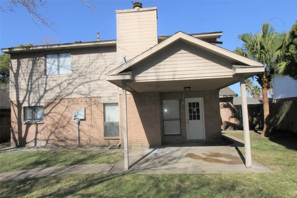 a view of a tennis court