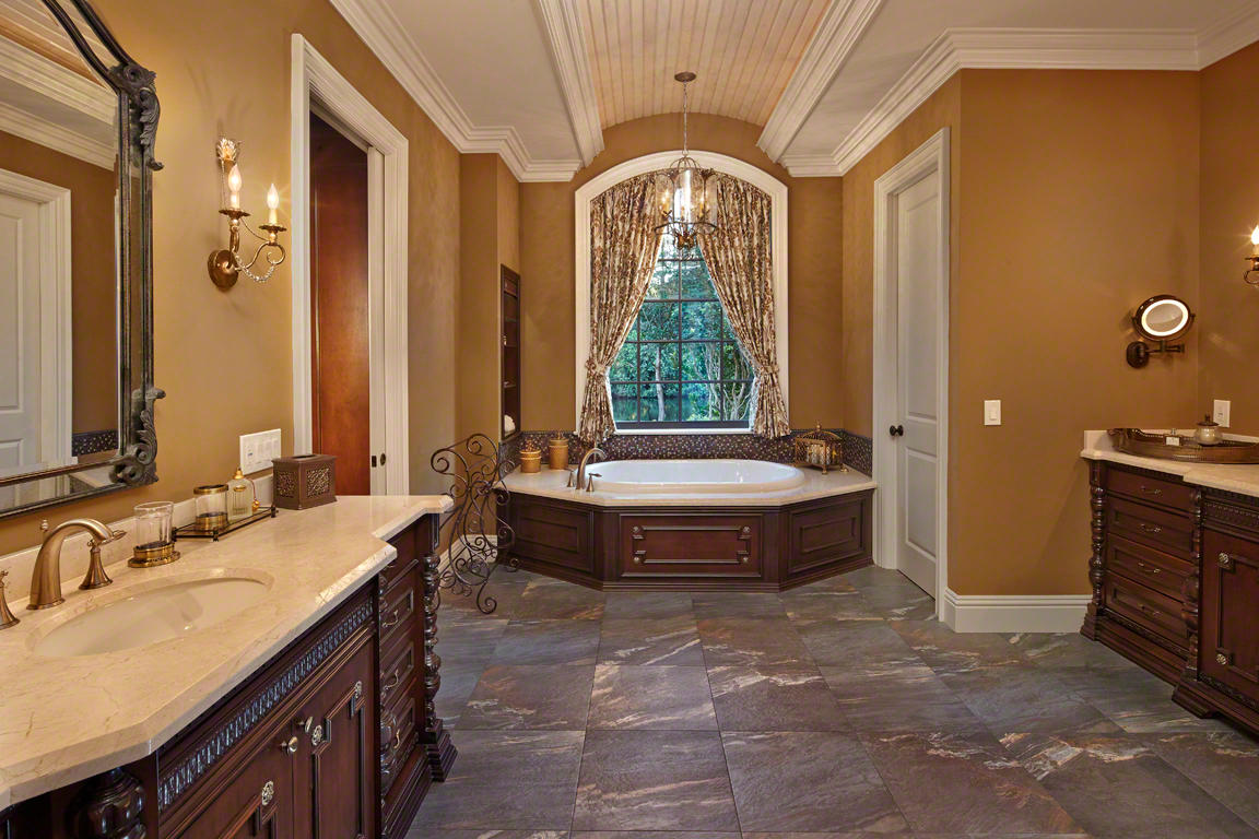 10460 Prestwick Road Boynton Beach, FL 33436 - Photo 9 of 11 Greer_Custom_Tuscan2_Home_11-14_bath-3mb