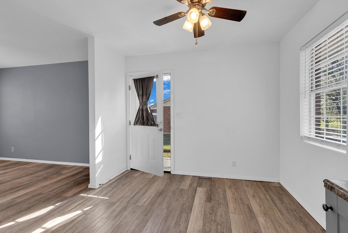 409 Reaves Street Marion, SC 29571 - Photo 15 of 33