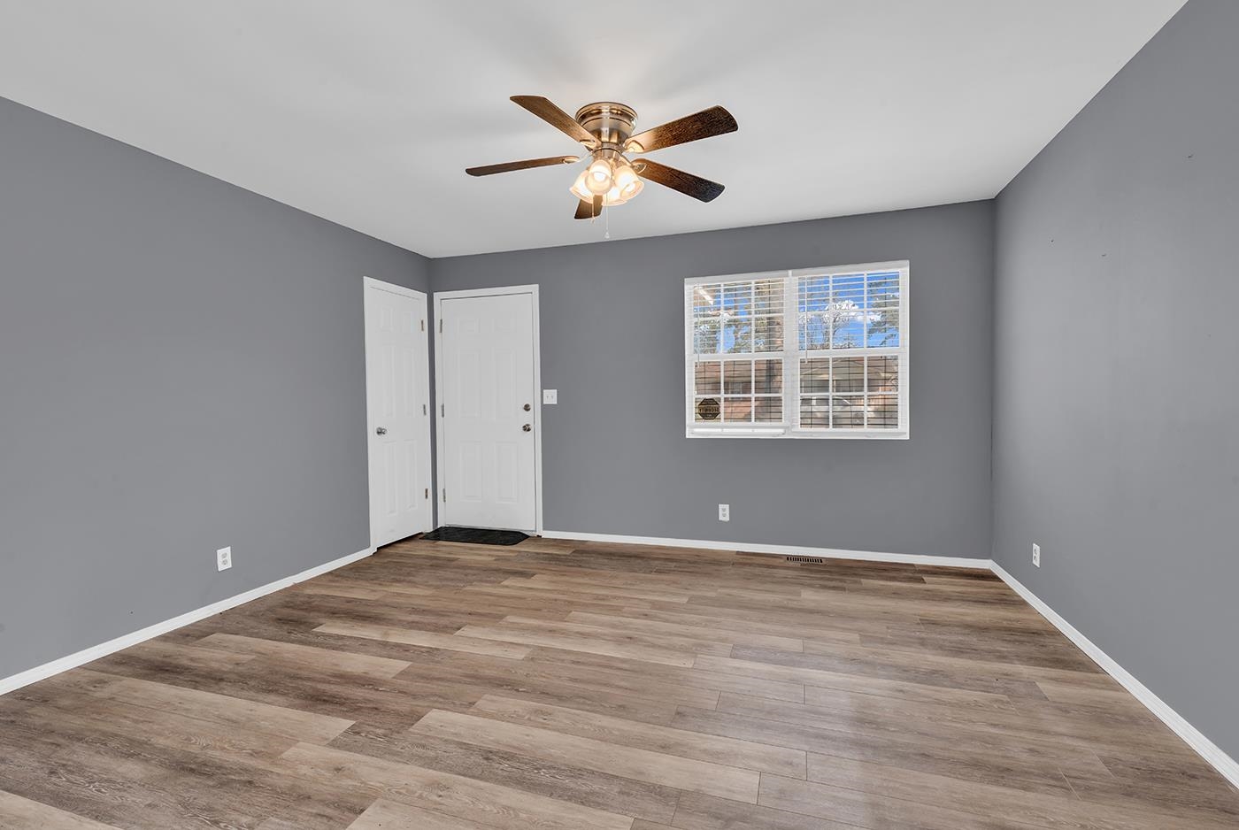 409 Reaves Street Marion, SC 29571 - Photo 7 of 33