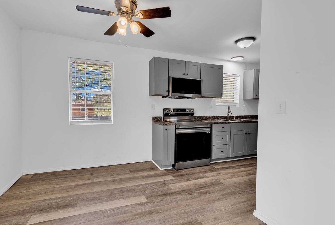 409 Reaves Street Marion, SC 29571 - Photo 9 of 33