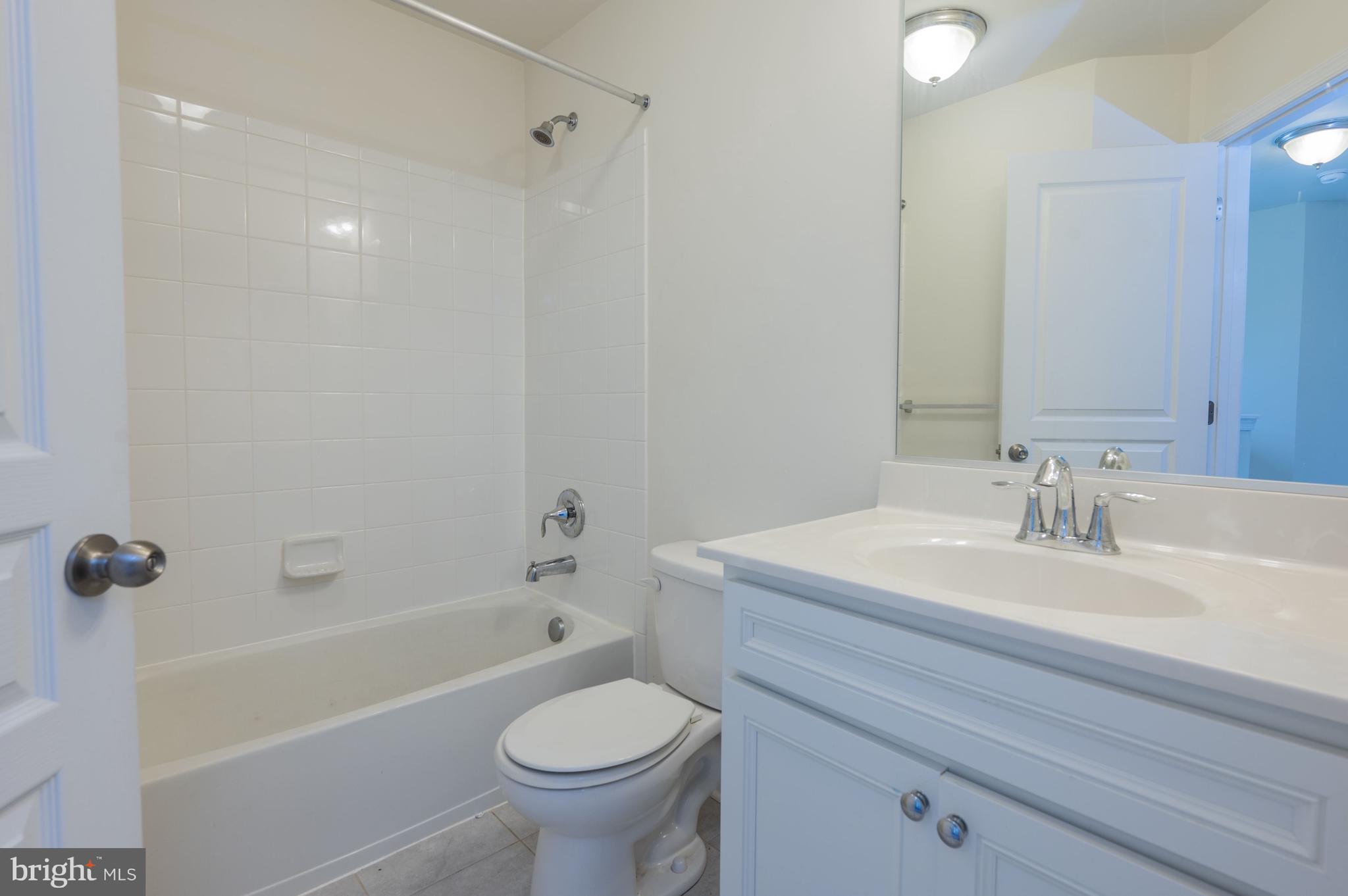 9941 Ravenhurst Road Middle River, MD 21220 - Photo 21 of 28 Bath