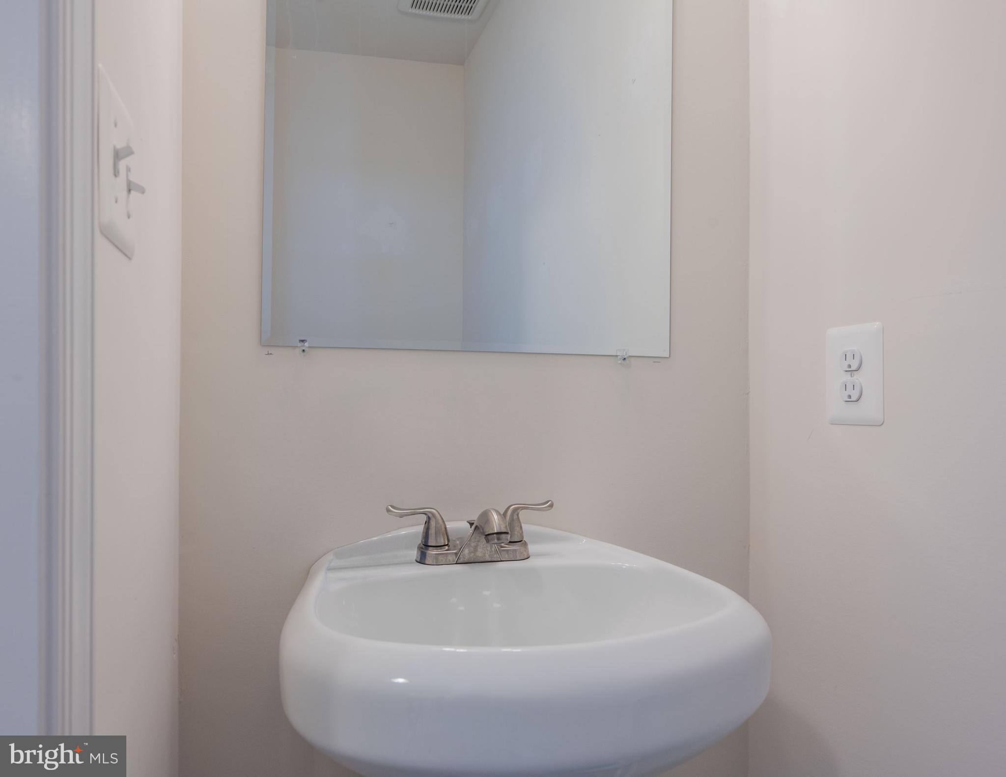 9941 Ravenhurst Road Middle River, MD 21220 - Photo 24 of 28 Powder Room
