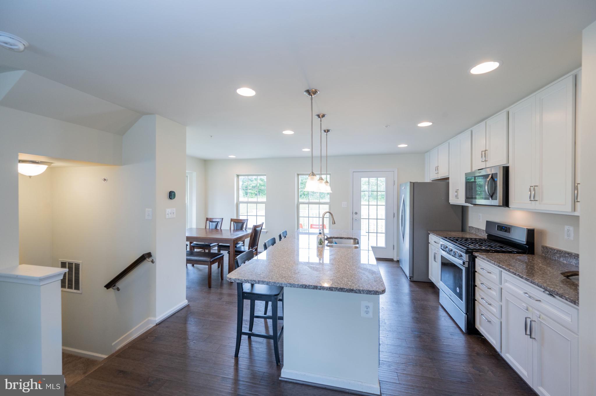 9941 Ravenhurst Road Middle River, MD 21220 - Photo 7 of 28 Kitchen