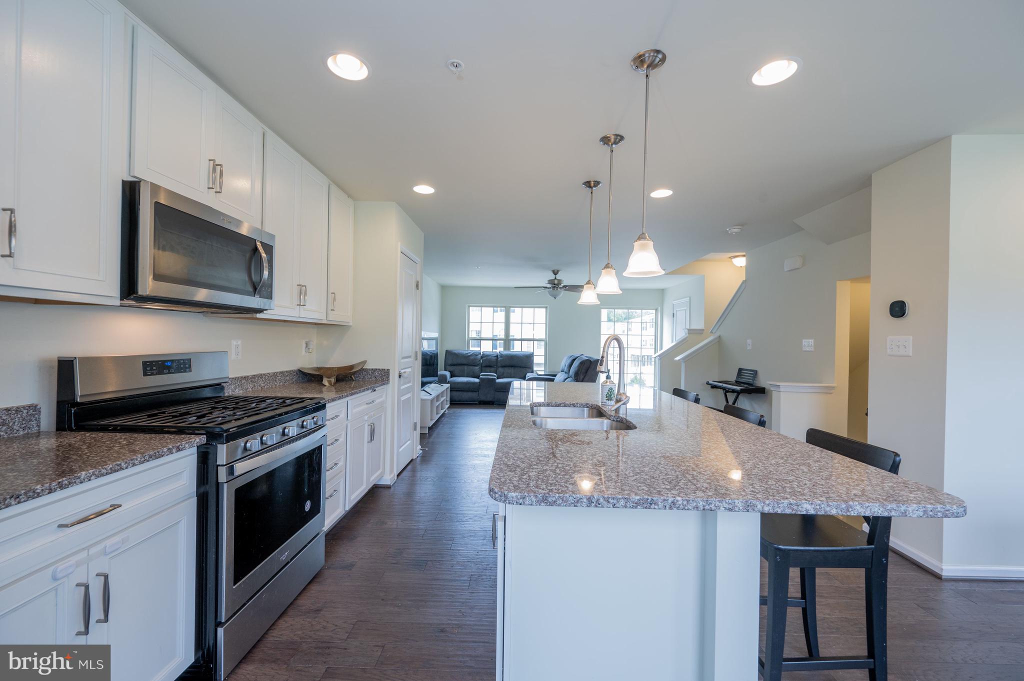 9941 Ravenhurst Road Middle River, MD 21220 - Photo 8 of 28 Kitchen