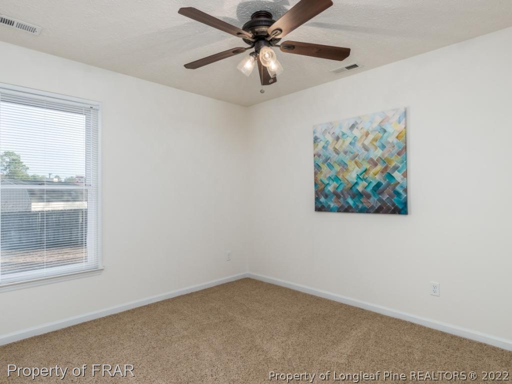 5725 Walkabout Road Hope Mills, NC 28348 - Photo 23 of 36 Gallery Image 23
