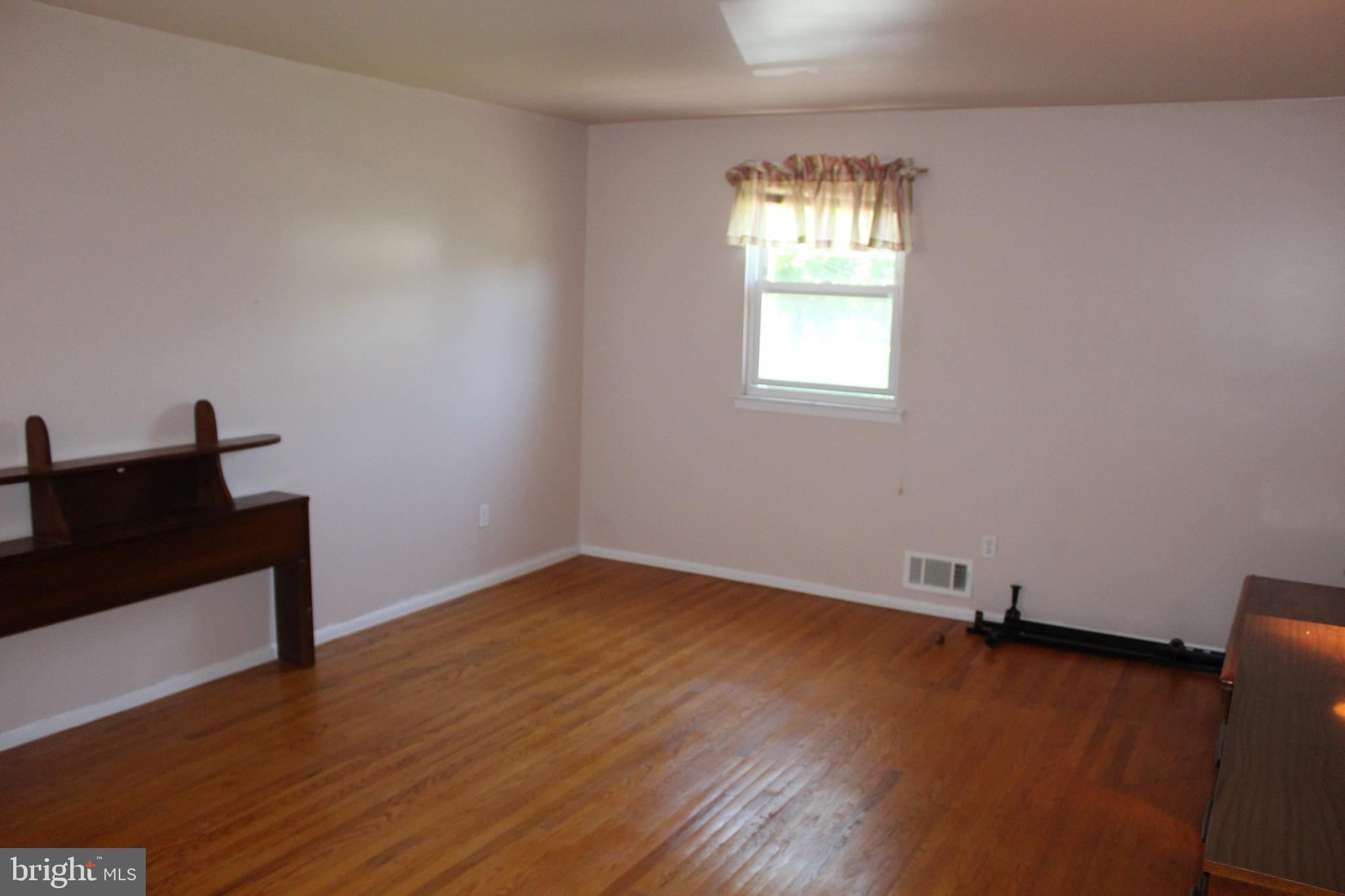 685 Ivyland Road Warminster, PA 18974 - Photo 13 of 21 Gallery Image 13