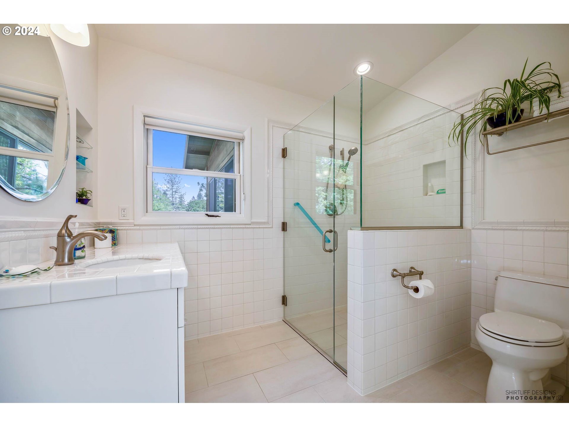 5161 Fox Hollow Road Eugene, OR 97405 - Photo 14 of 27 Gallery Image 14