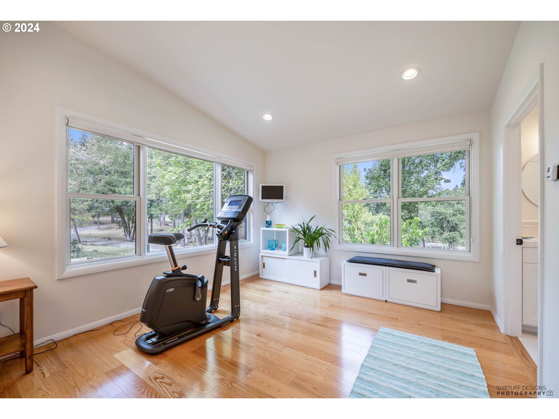 5161 Fox Hollow Road Eugene, OR 97405 - Photo 16 of 27 Gallery Image 16