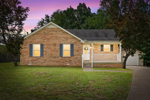 $260,000 | 2701 East Copeland Court, Clarksville, TN 37042
