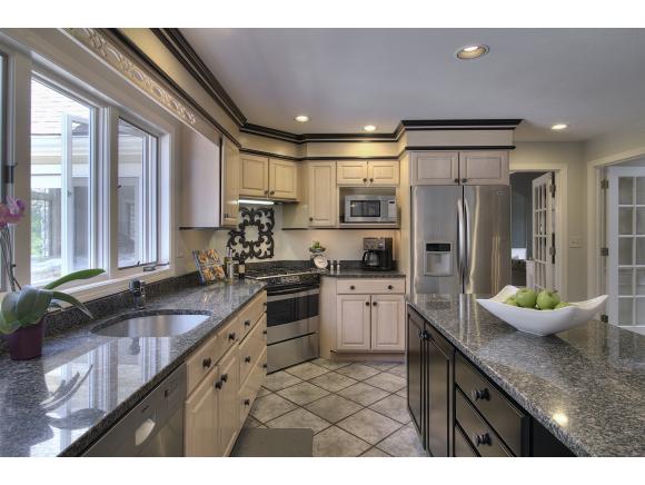 36 Hawthorne Road Windham, NH 03087 - Photo 10 of 36