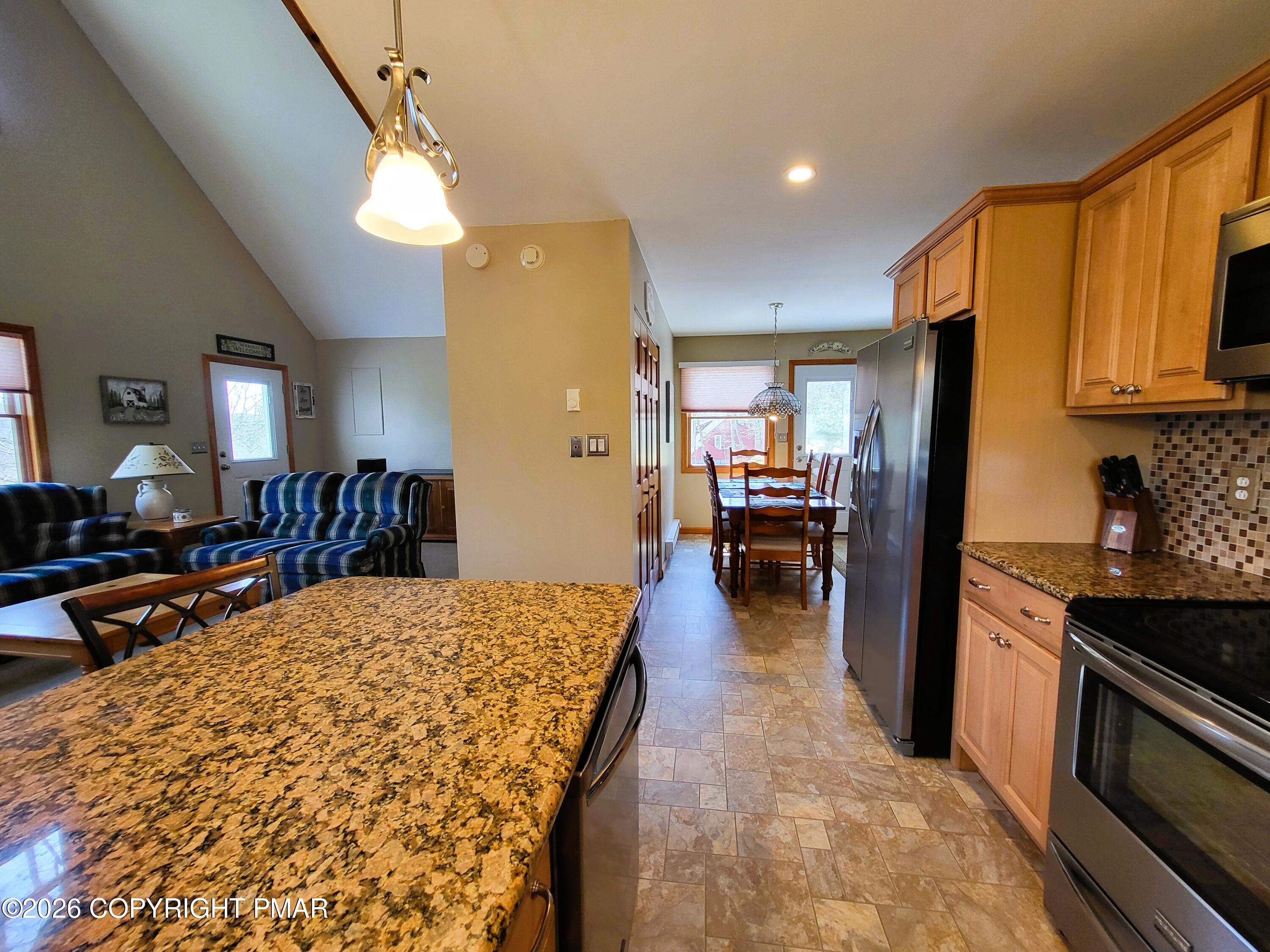155 Clifton Drive Bushkill, PA 18324 - Photo 15 of 75 20260414_111051