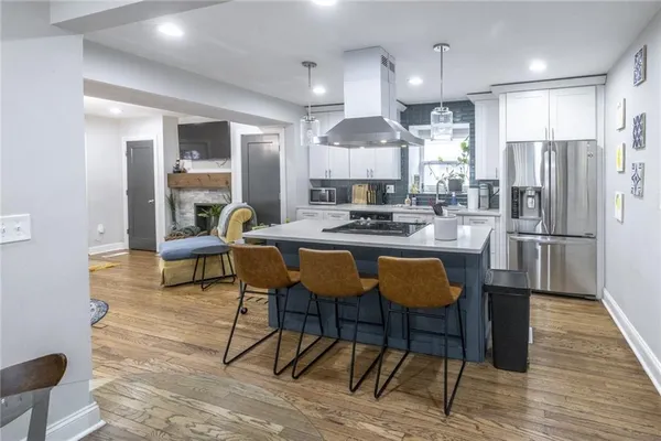 $259,900 | 2710 The Paseo, Kansas City, MO 64109