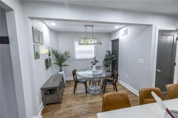 $259,900 | 2710 The Paseo, Kansas City, MO 64109
