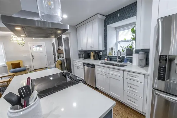 $259,900 | 2710 The Paseo, Kansas City, MO 64109