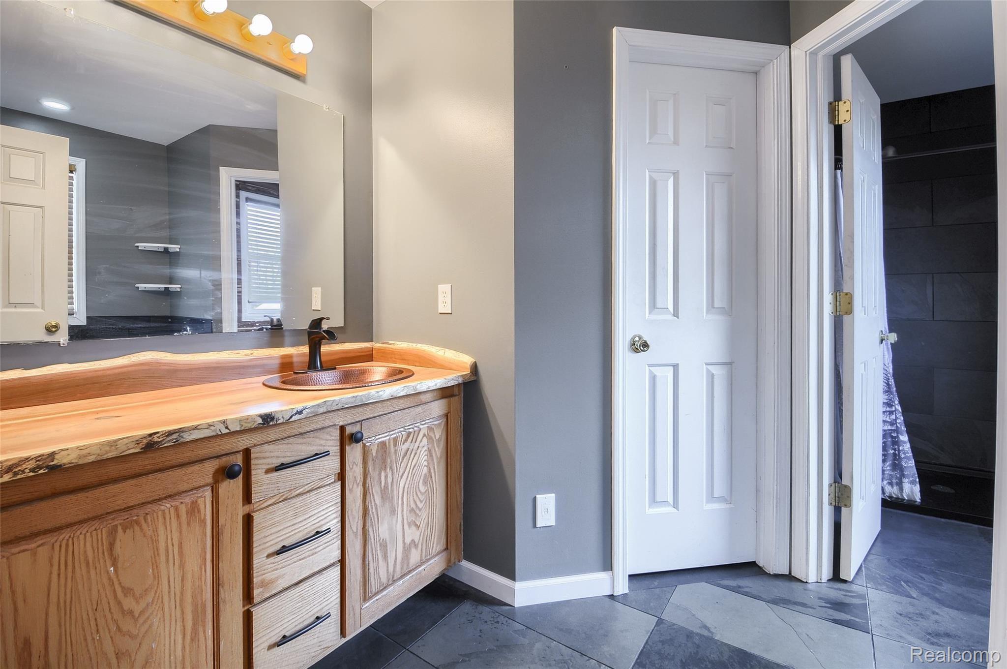 4203 West Clyde Road North Howell, MI 48855 - Photo 18 of 24 DSC_7261-HDR(5).jpg
