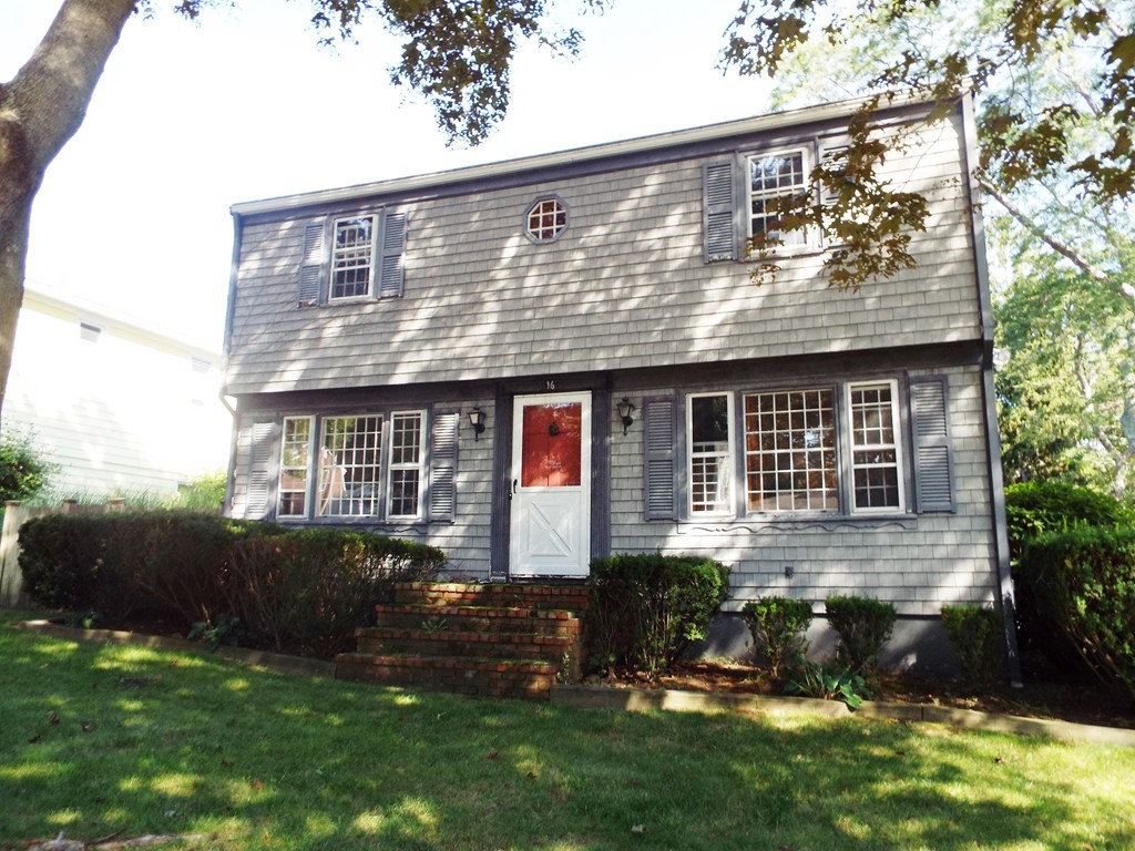 16 Hillside Road Bristol, RI 02809 - Photo 1 of 24 Gallery Image 1