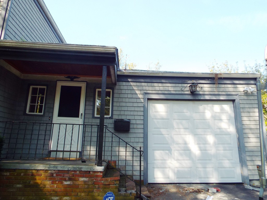 16 Hillside Road Bristol, RI 02809 - Photo 19 of 24 Gallery Image 19