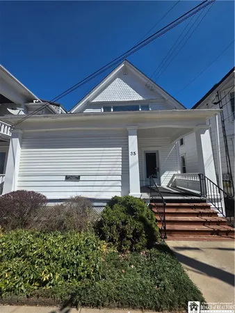 $120,000 | 35 Congress Street, Bradford, PA 16701