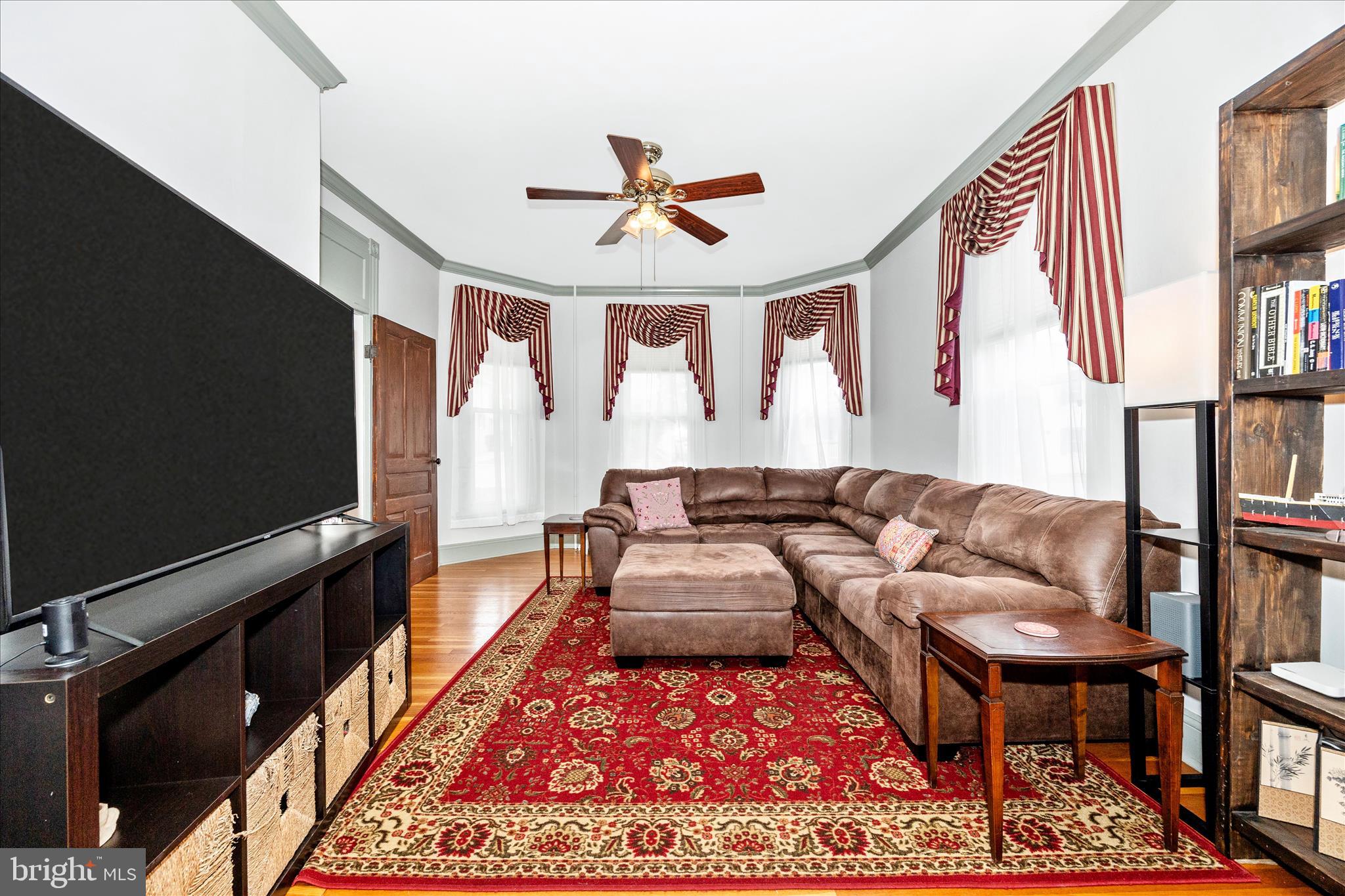 124 East Main Street Middletown, MD 21769 - Photo 12 of 58 Family Room