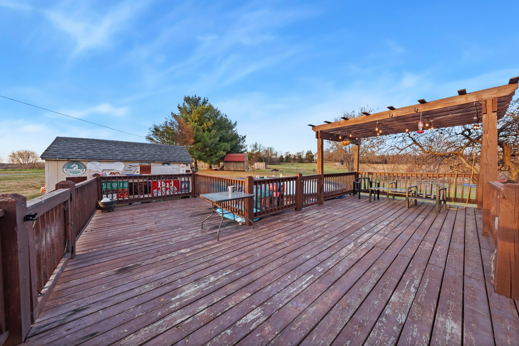 699 Puckett Road Watertown, TN 37184 - Photo 33 of 53 a view of a roof deck