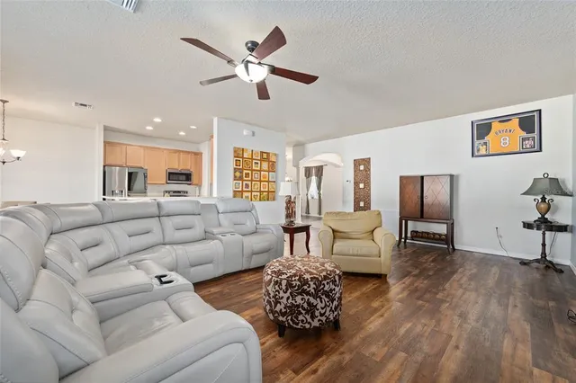 $349,900 | 3101 Northeast 24th Place, Ocala, FL 34470