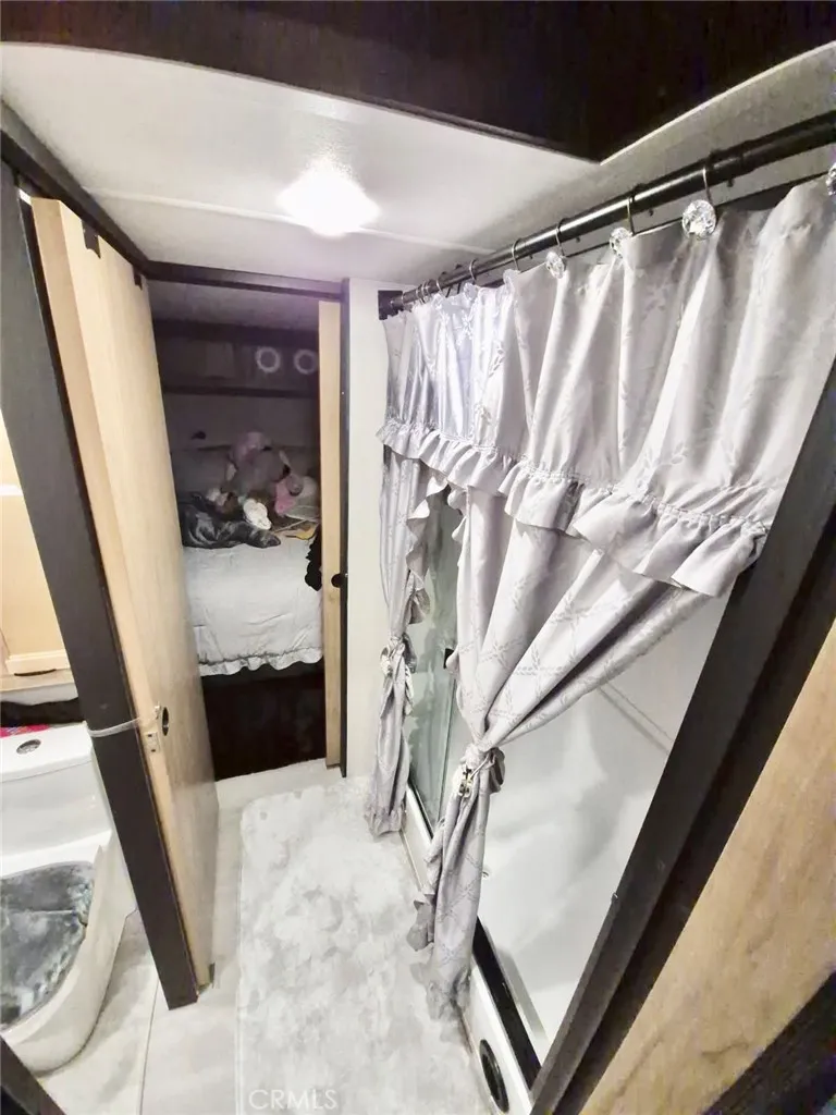 637 River Modesto Ca, Unit 43 Modesto, CA 95351 - Photo 5 of 10