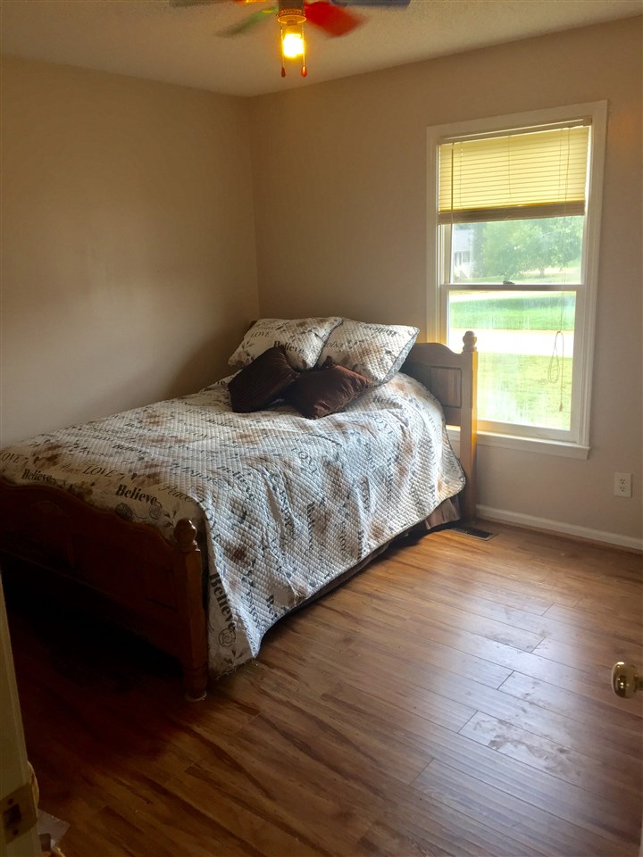 402 Clint Brooke Path Inman, SC 29349 - Photo 8 of 24 Bedroom