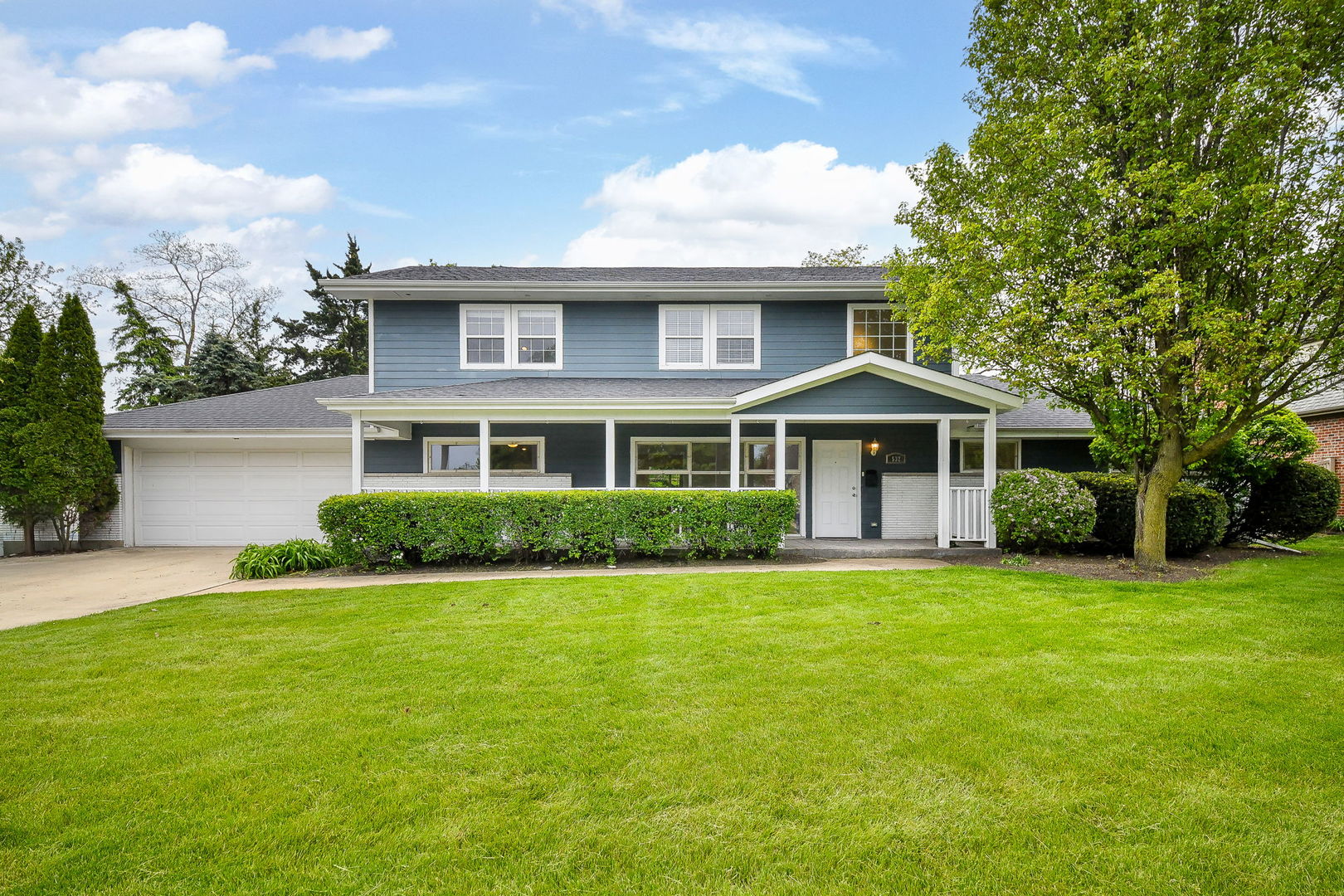 532 Ranch Road Wheaton, IL 60187 - Photo 1 of 42