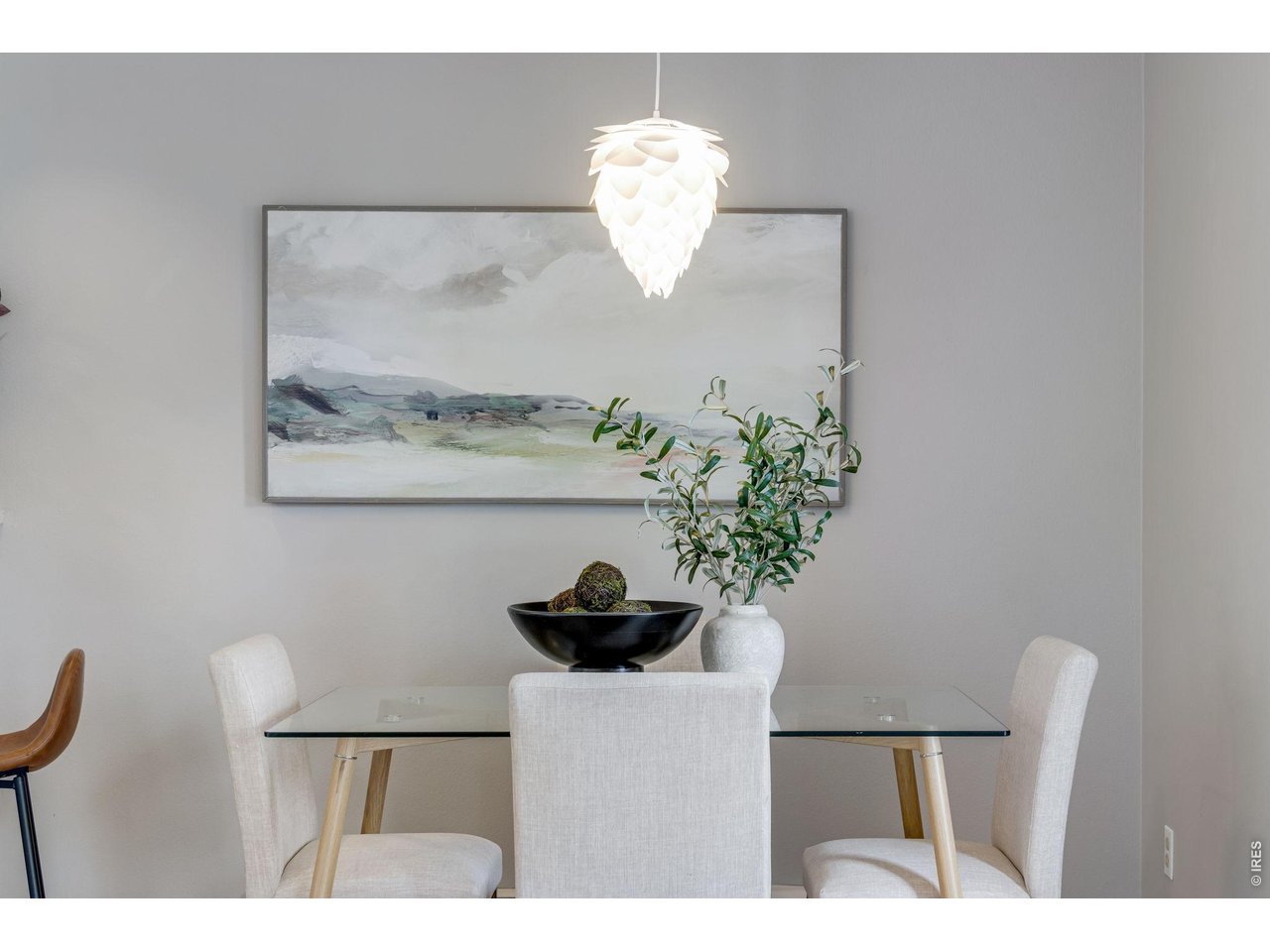 3473 28th Street, Unit 12 Boulder, CO 80301 - Photo 6 of 39 a vase of flowers sitting on a table
