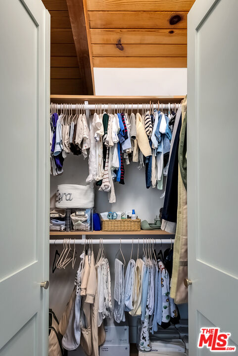 831 14th Street, Unit 3 Santa Monica, CA 90403 - Photo 23 of 36