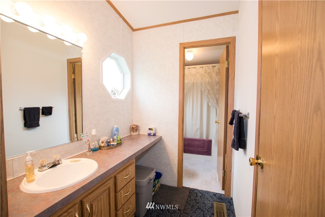 30003 Heimer Road Arlington, WA 98223 - Photo 9 of 18 Gallery Image 9