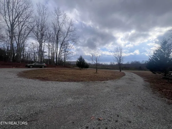 $429,900 | 52 Duncan Hinds Road, Jamestown, TN 38556
