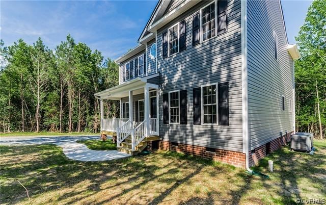 9140 Rock Cedar Road New Kent, VA 23124 - Photo 16 of 50 Gallery Image 16
