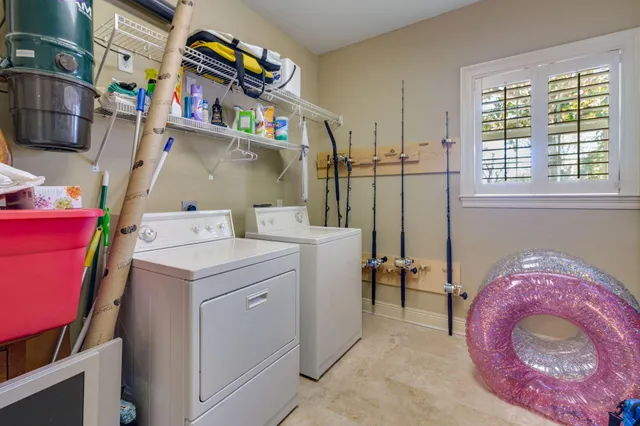 $4,000 | 724 Harbor Boulevard, Unit 201, Destin, FL 32541