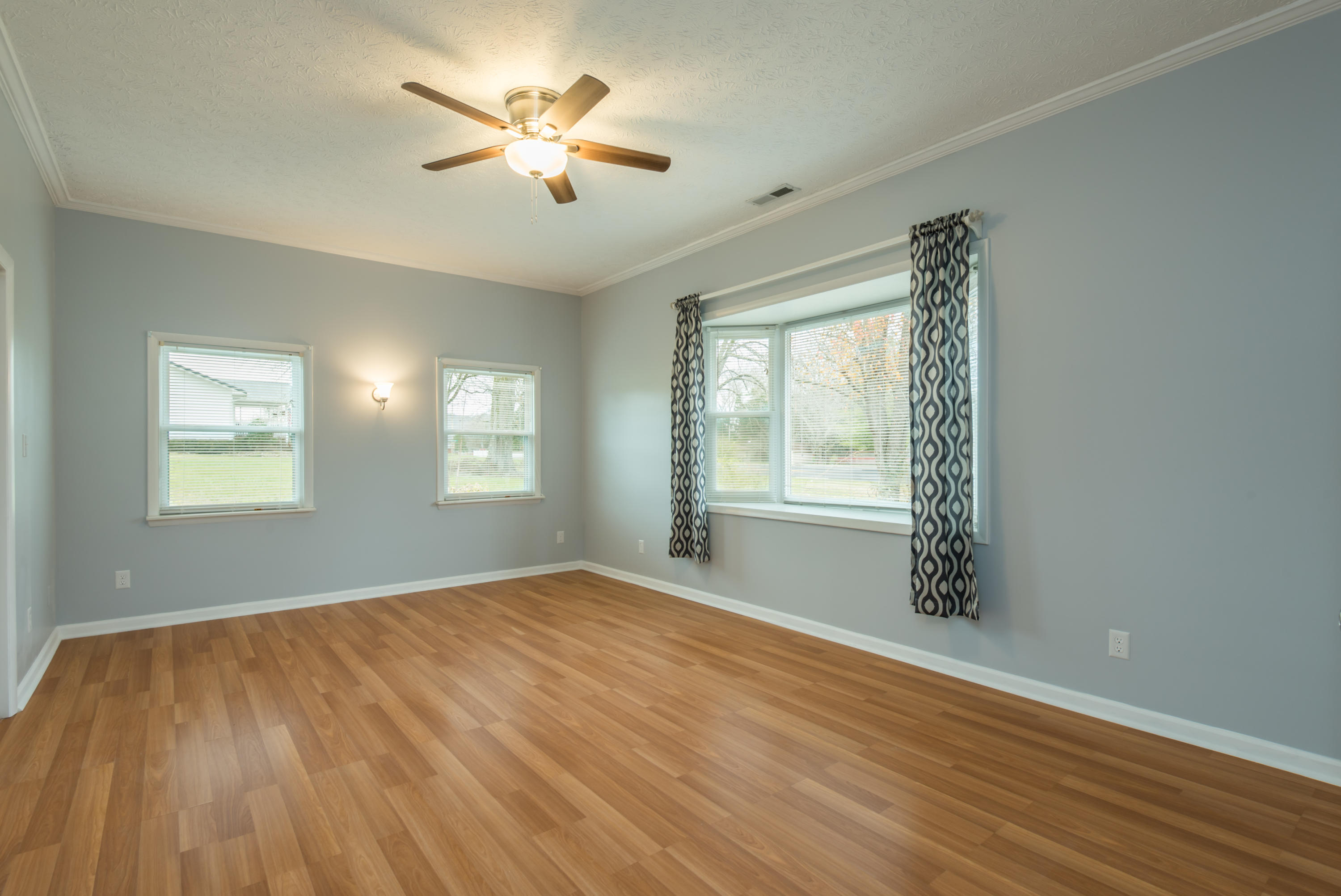 1310 Oak Ridge Highway Clinton, TN 37716 - Photo 15 of 39 1310OakRidgeHwy-19