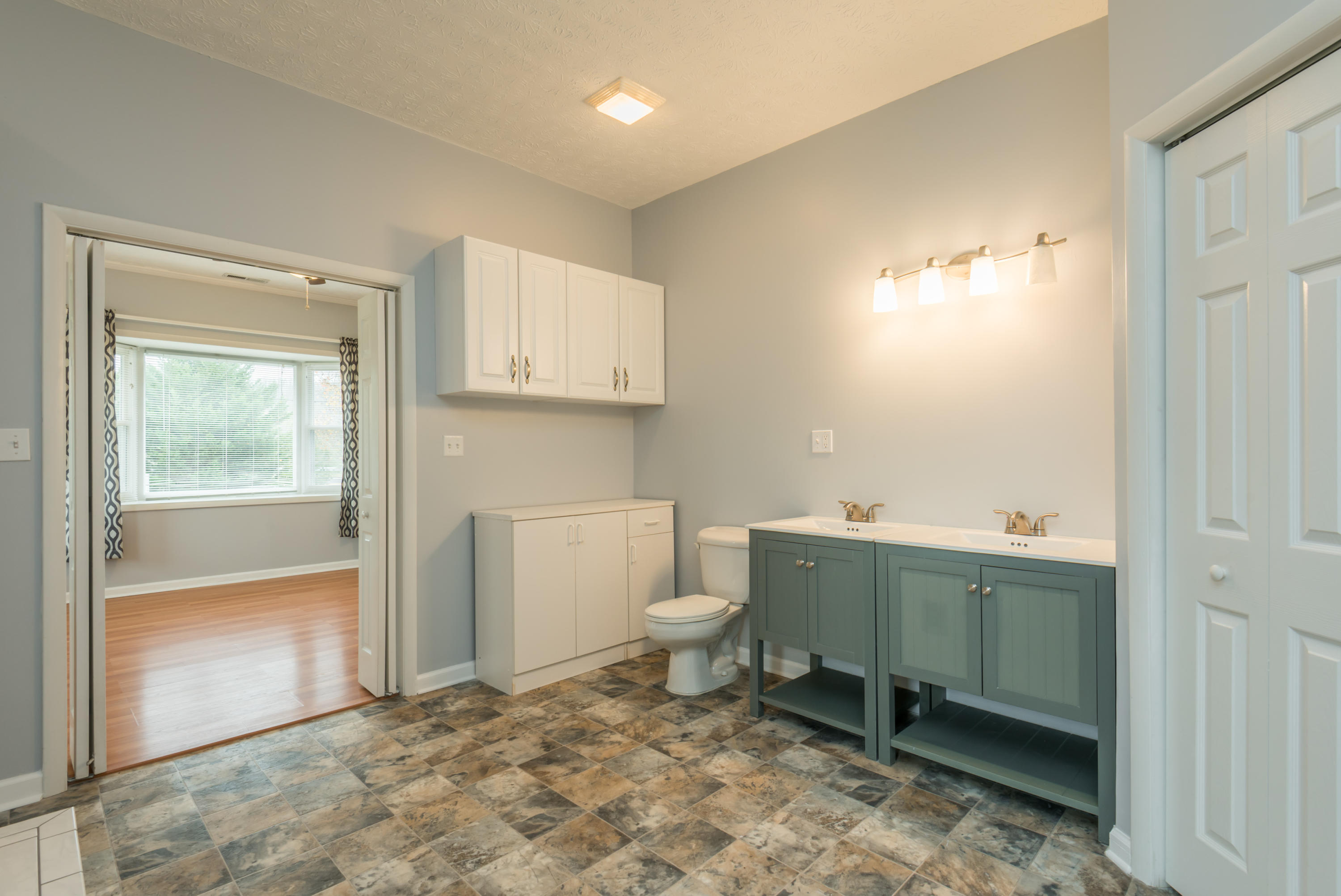 1310 Oak Ridge Highway Clinton, TN 37716 - Photo 19 of 39 1310OakRidgeHwy-23