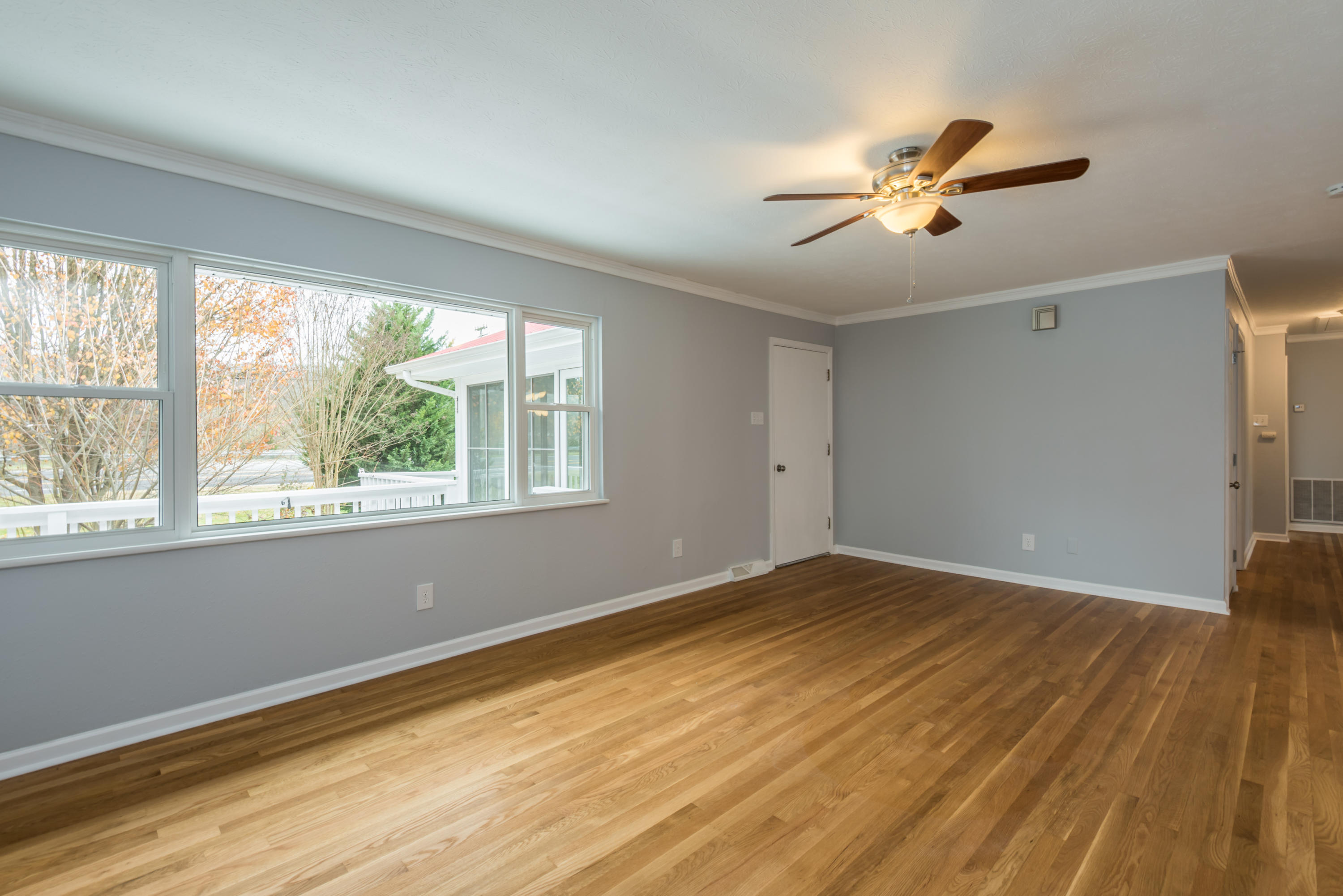 1310 Oak Ridge Highway Clinton, TN 37716 - Photo 3 of 39 1310OakRidgeHwy-8