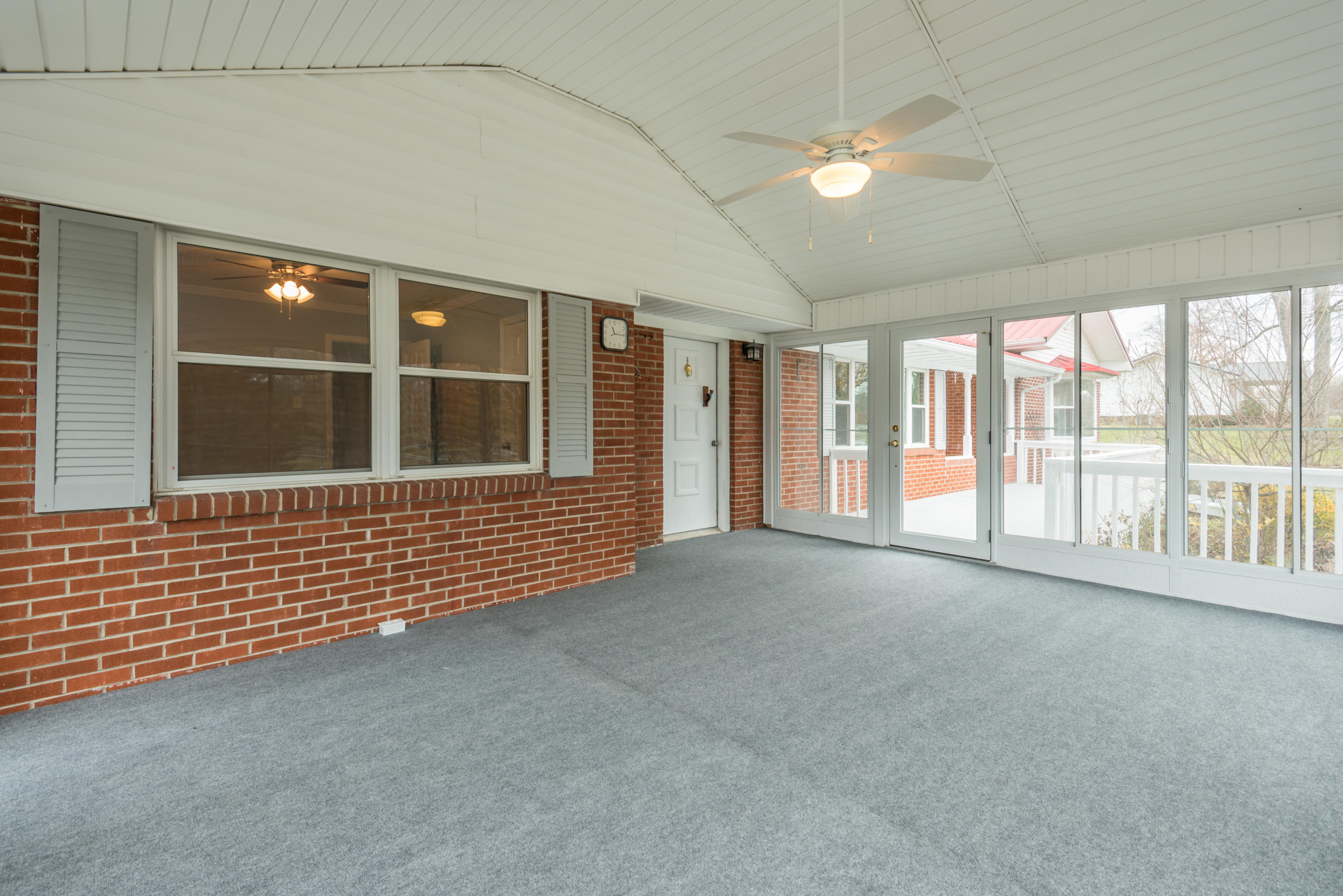 1310 Oak Ridge Highway Clinton, TN 37716 - Photo 29 of 39 1310OakRidgeHwy-11