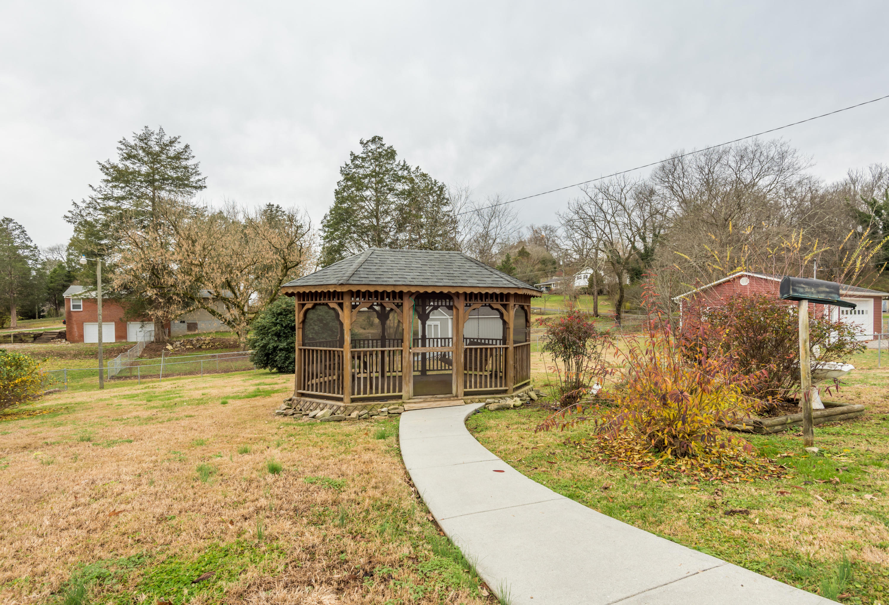 1310 Oak Ridge Highway Clinton, TN 37716 - Photo 32 of 39 1310OakRidgeHwy-2