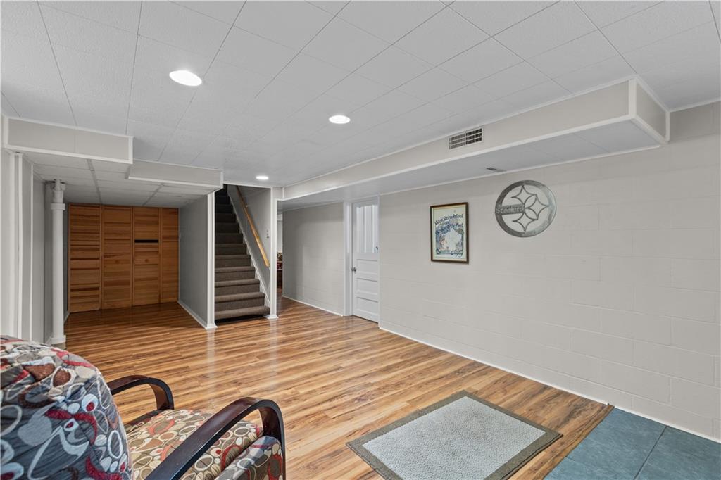 516 Bocktown Cork Road Clinton, PA 15026 - Photo 28 of 31 Gallery Image 28