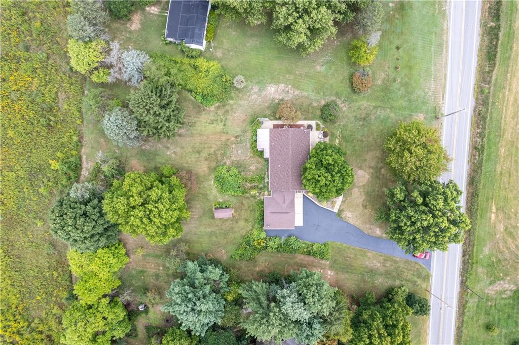 516 Bocktown Cork Road Clinton, PA 15026 - Photo 6 of 31 Gallery Image 6