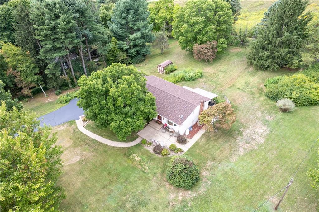 516 Bocktown Cork Road Clinton, PA 15026 - Photo 9 of 31 Gallery Image 9