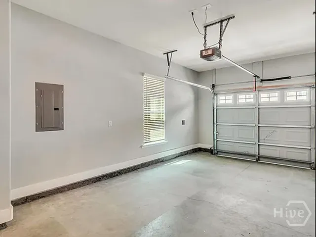 $2,100 | 134 Ainsdale Drive, Richmond Hill, GA 31324