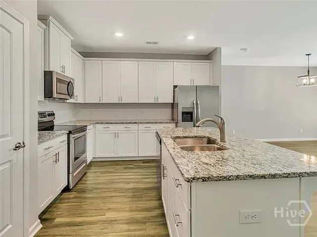 $2,100 | 134 Ainsdale Drive, Richmond Hill, GA 31324