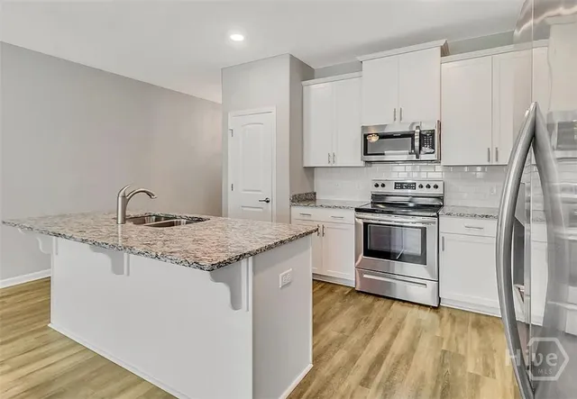 $2,100 | 134 Ainsdale Drive, Richmond Hill, GA 31324