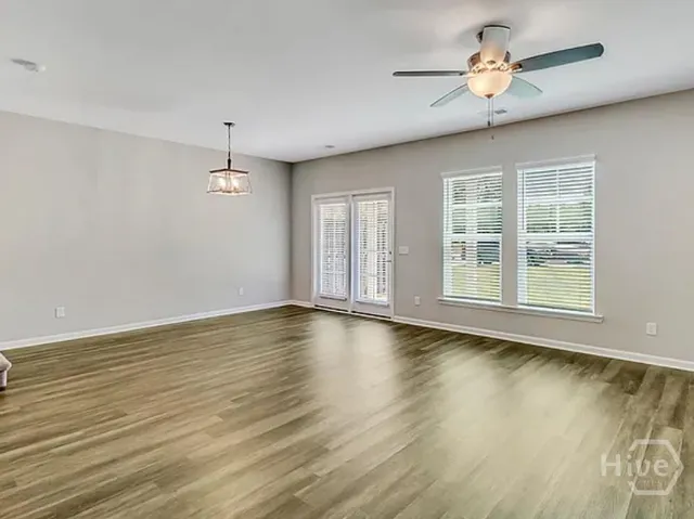 $2,100 | 134 Ainsdale Drive, Richmond Hill, GA 31324