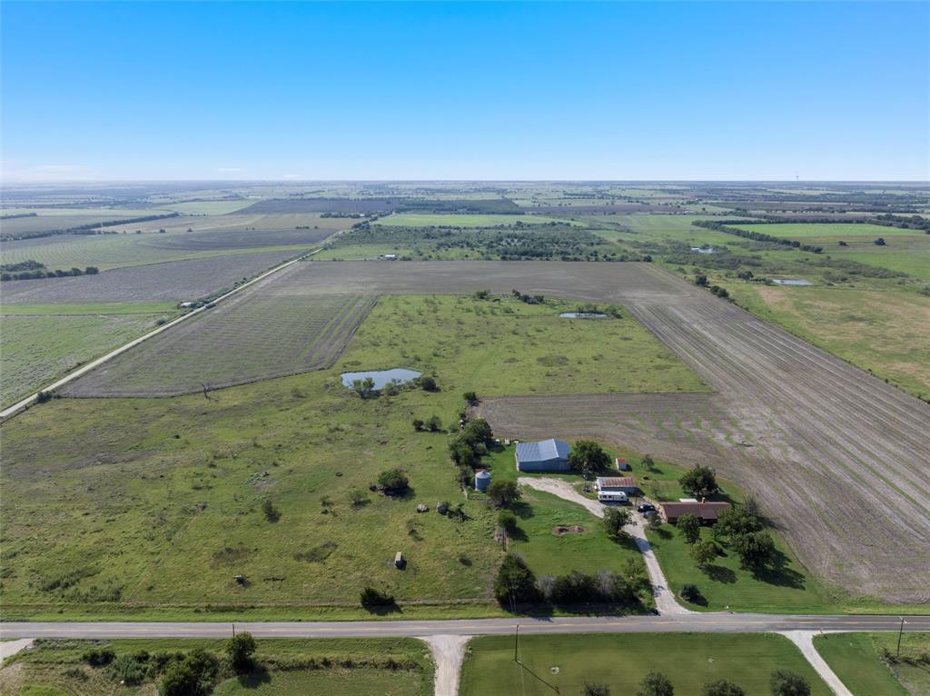 142 Riesel Tx 76682 Riesel, TX 76682 - Photo 2 of 20 a view of an ocean beach