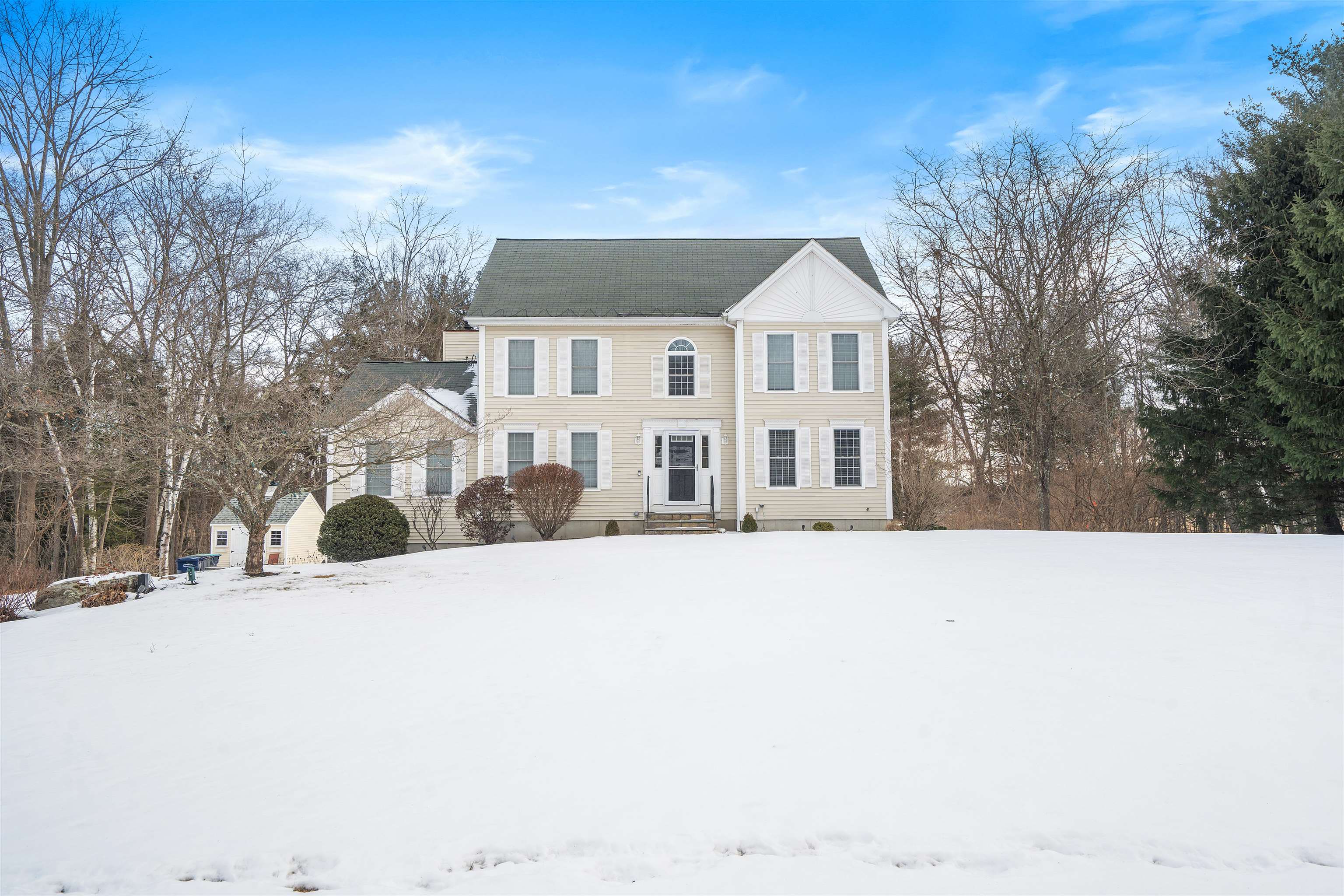 18 Redwood Road Salem, NH 03079 - Photo 1 of 18