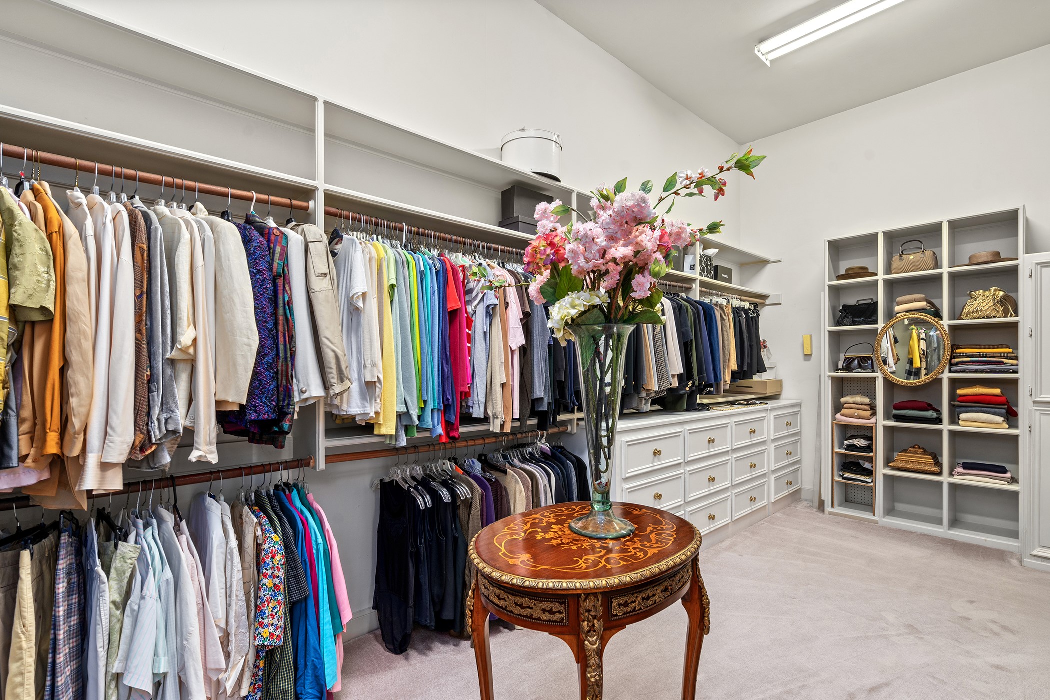 903 Rocky River Road Houston, TX 77056 - Photo 24 of 45 a room with furniture and a closet